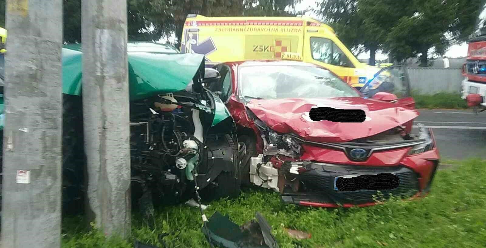 Záchranársky vrtuľník zasahoval pri vážnej nehode v Spišskej Novej Vsi (FOTO)
