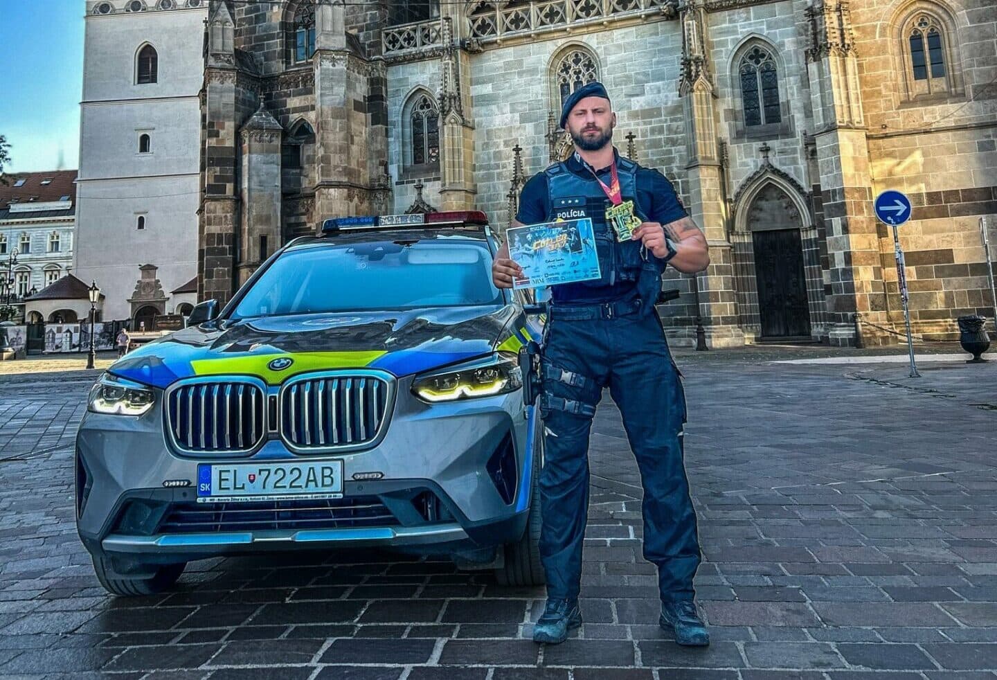 Košický policajt Eduard Laczko vytlačil 200 kg a vybojoval zlatú medailu v Maďarsku
