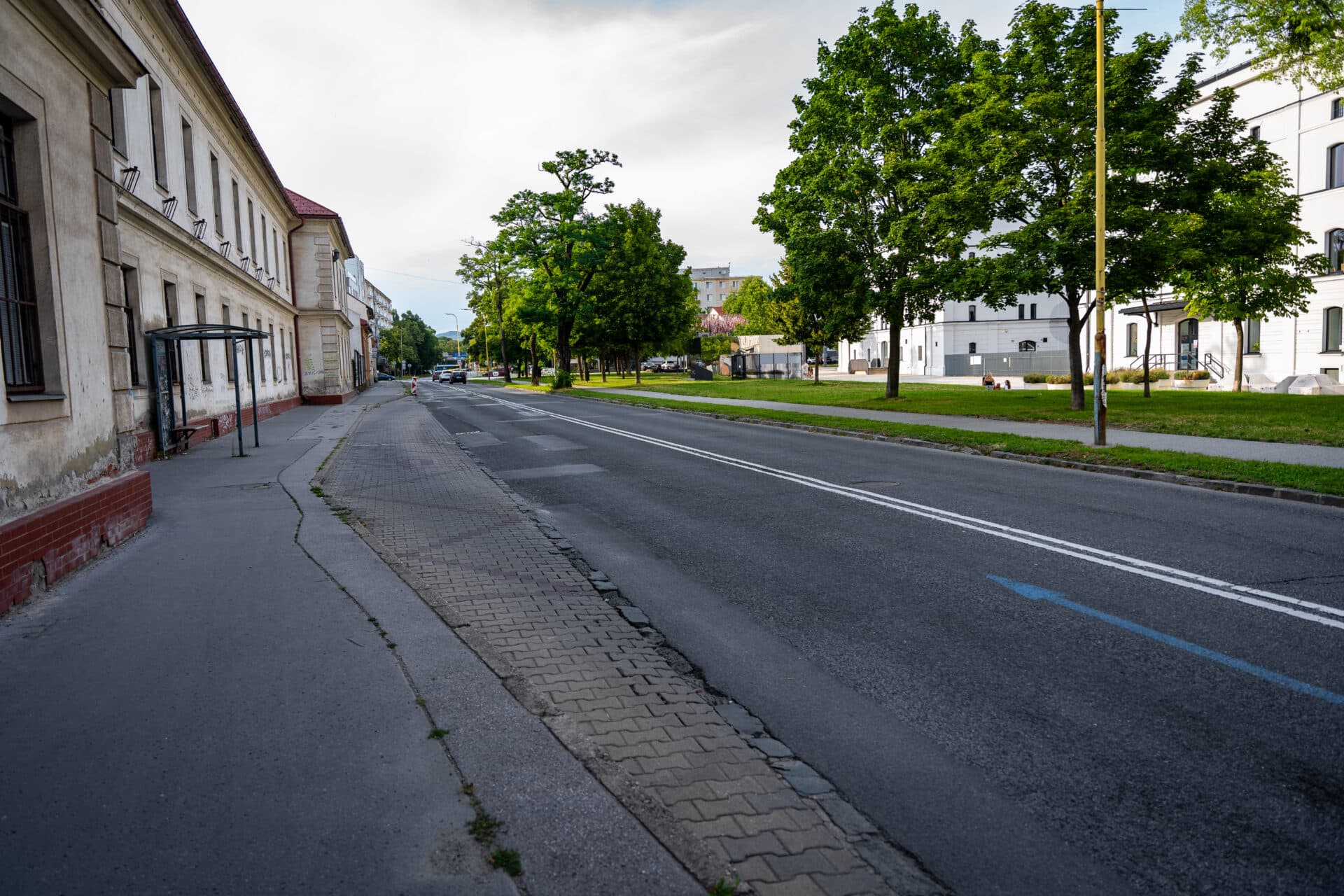Súvislá oprava Rastislavovej ulice prinesie nový asfalt a obmedzenia v doprave