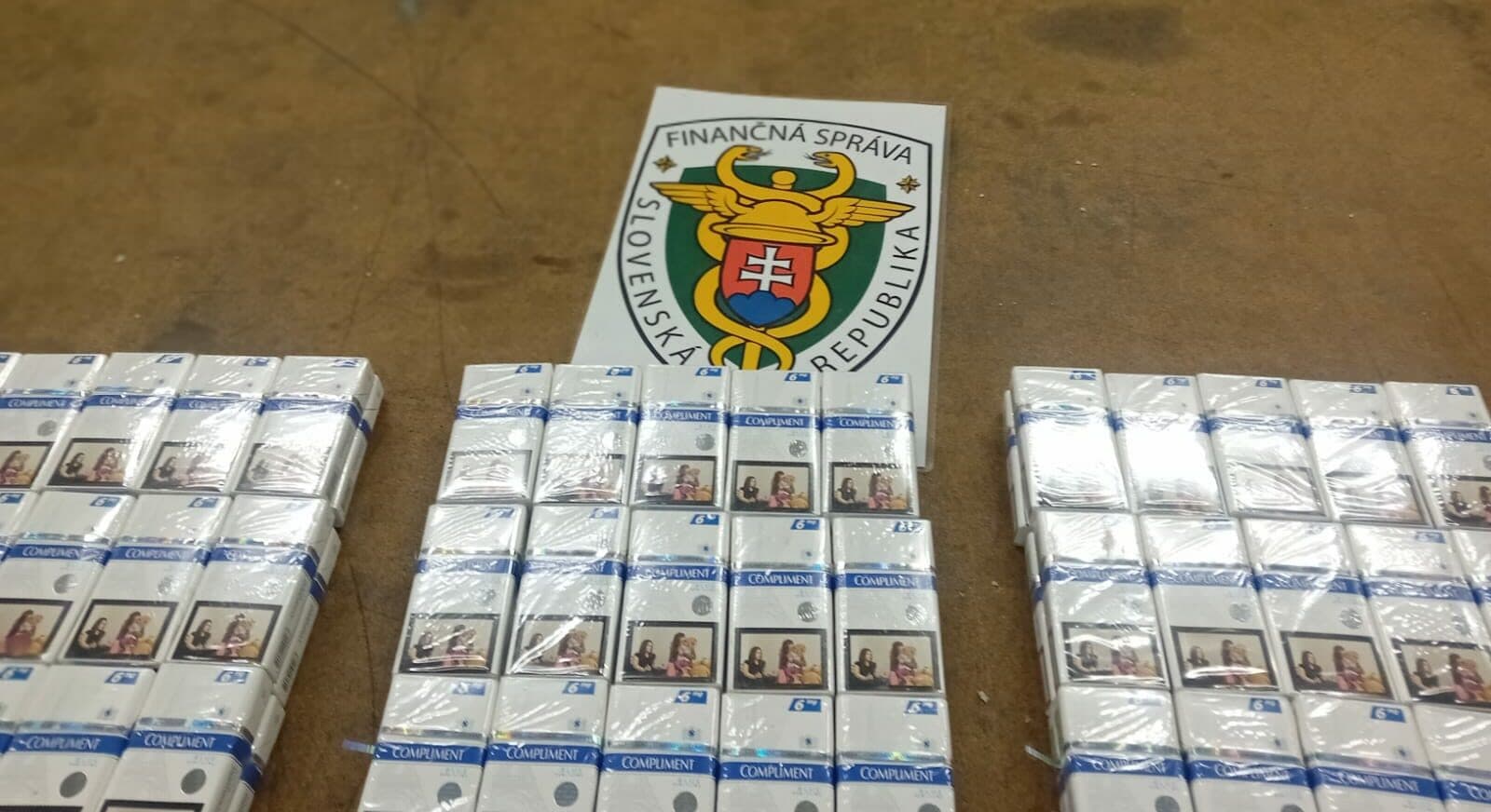 Na východnej hranici zadržali tisíce cigariet a stovky litrov alkoholu (FOTO)