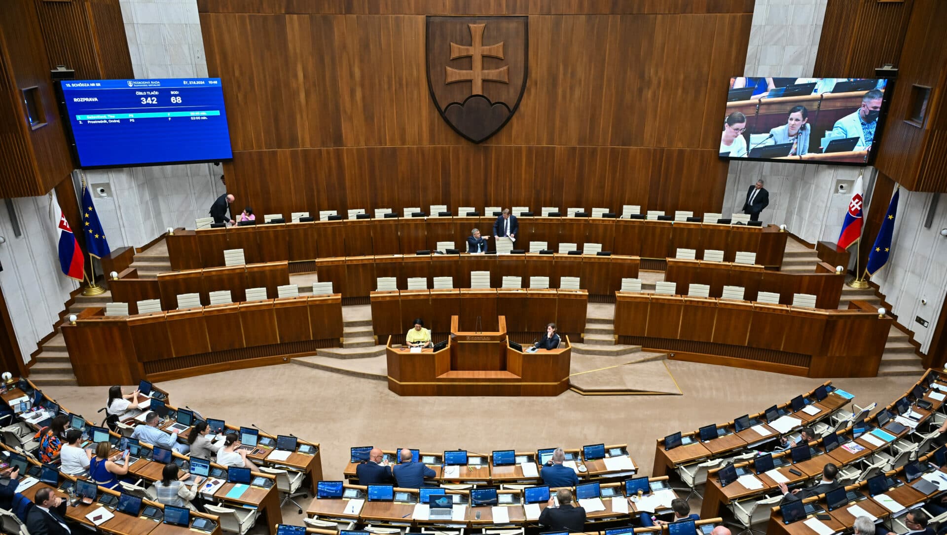 Fotografia k súvisiacemu článku Vláda Roberta Fica prežila hlasovanie o dôvere. Opozícia hovorí o fraške a chýbajúcom pláne