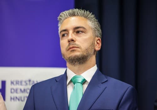 Obstarávanie a cenu v kauze teplomerov preverí hlavný kontrolór