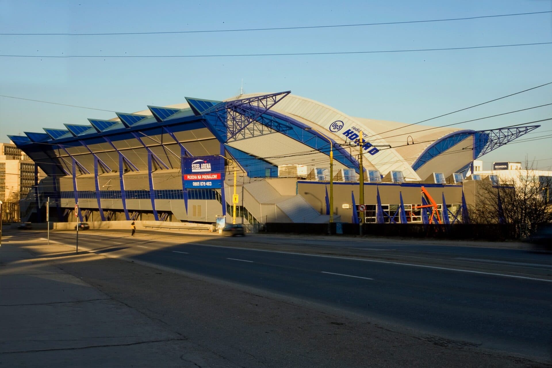 Rekonštrukcia košickej Steel arény napreduje, práce sú v polovici