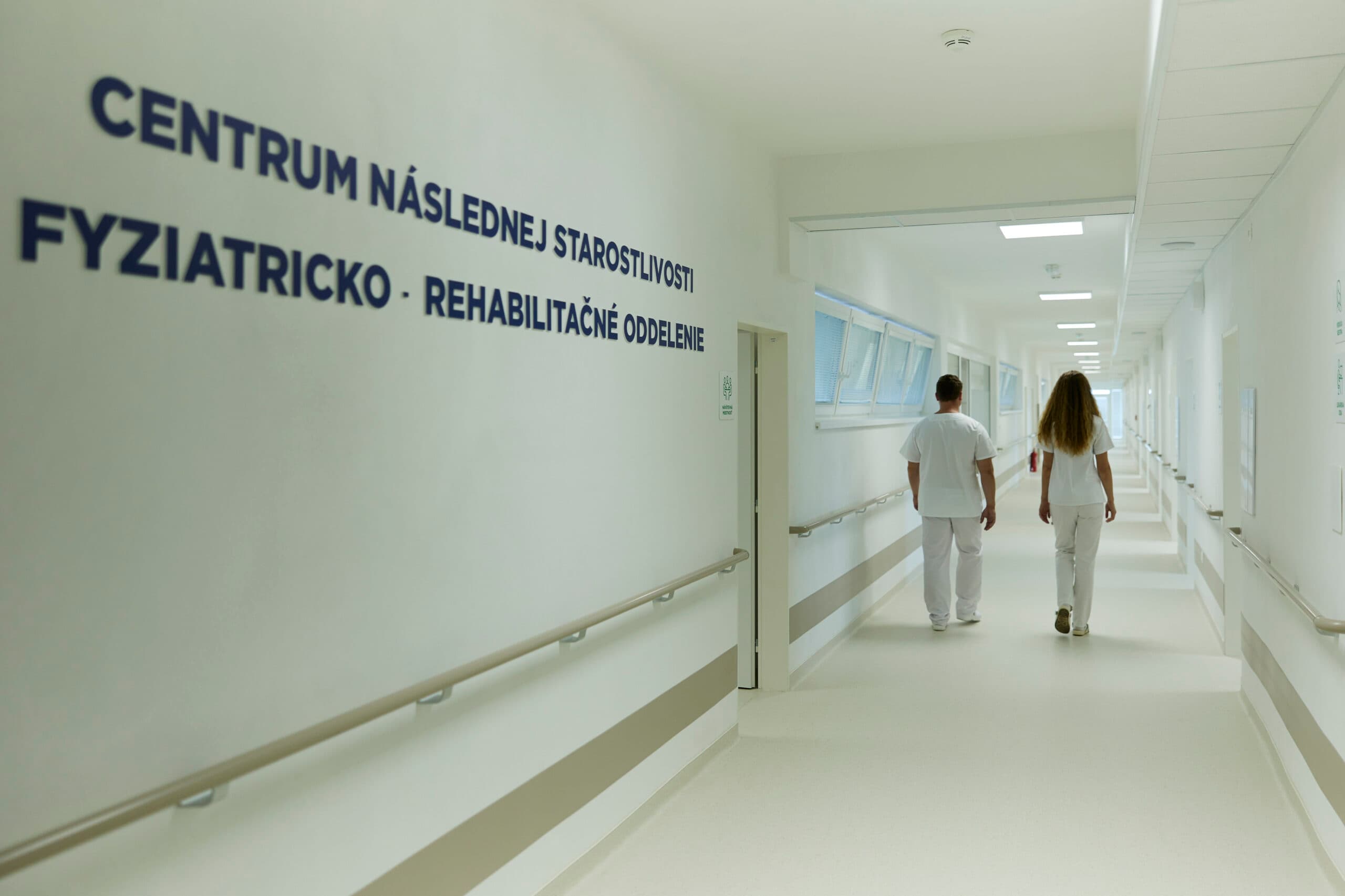 Trebišovská nemocnica otvorila nové oddelenia následnej a paliatívnej starostlivosti